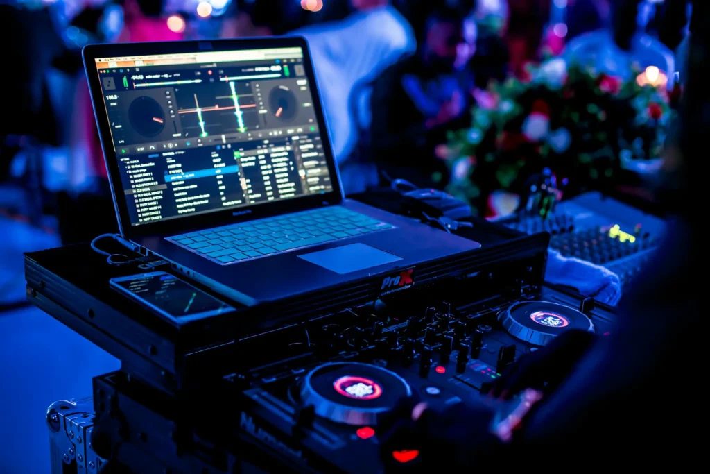 wedding dj