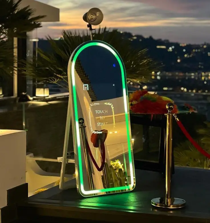 Magic Mirror Booth για φωτογραφίες γάμου - Imperial Events